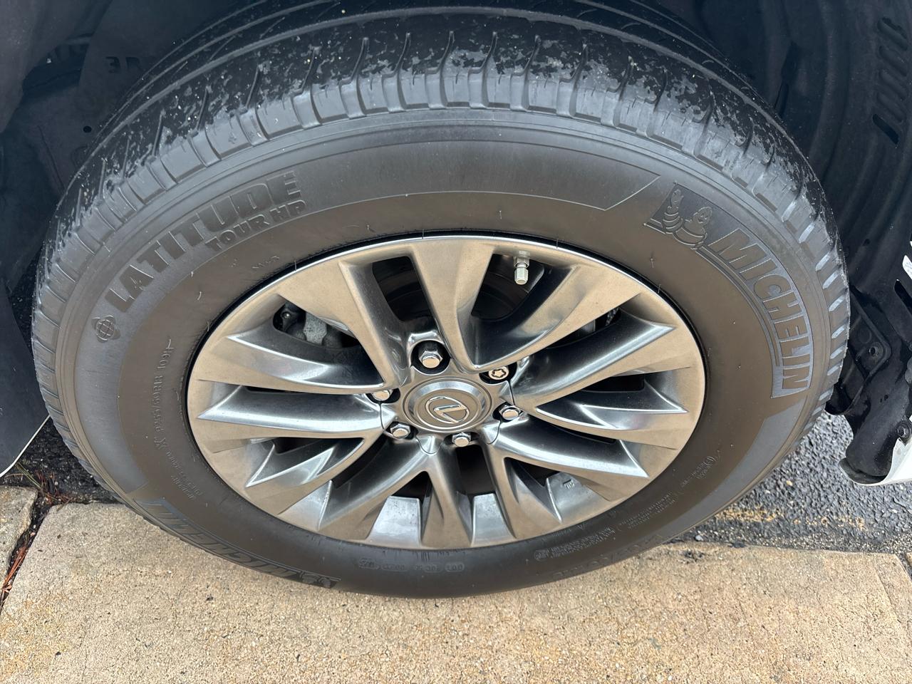 Lexus GX GX 460 Premium 4WD 2023