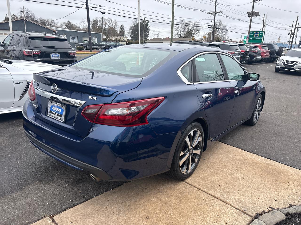 Nissan Altima 2017.5 2.5 SR Sedan 2017