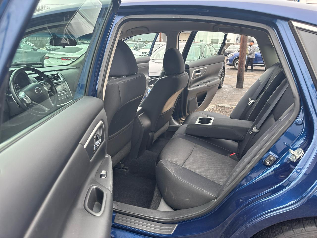 Nissan Altima 2017.5 2.5 SR Sedan 2017