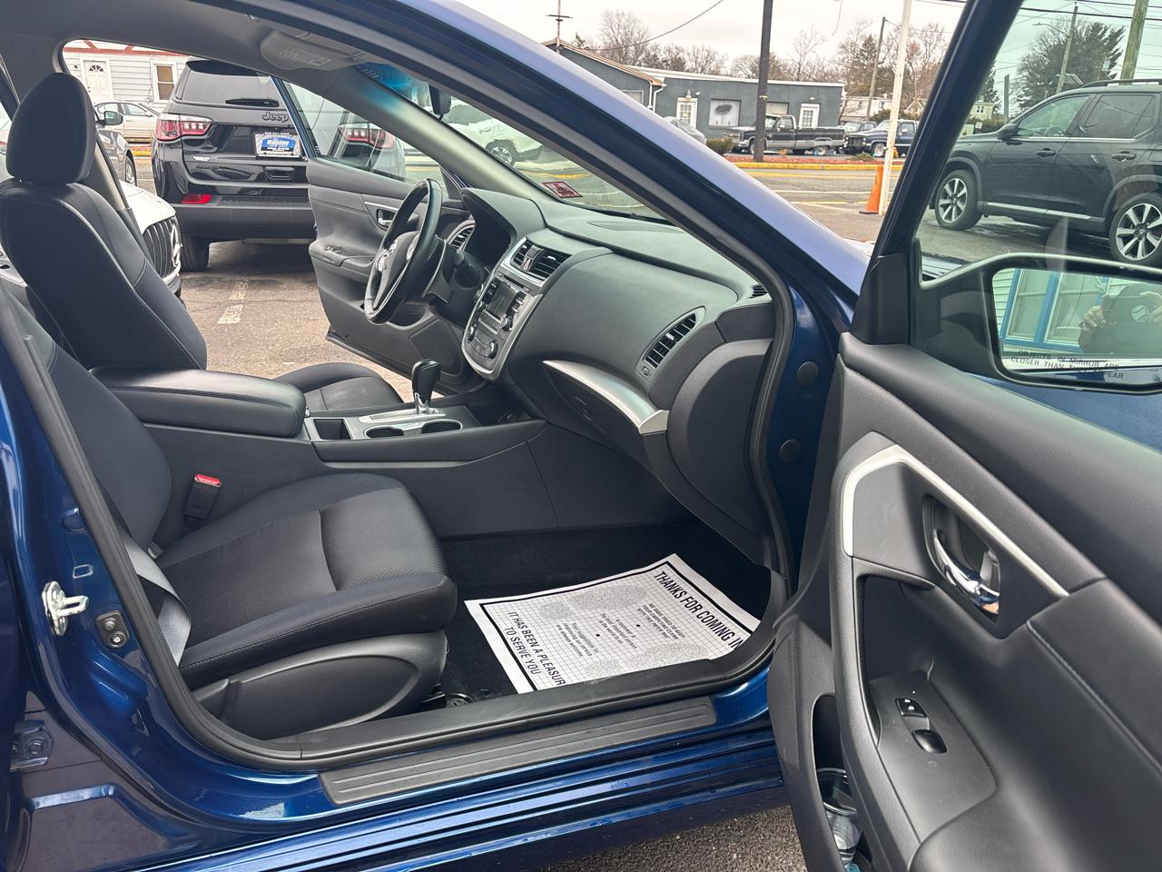 Nissan Altima 2017.5 2.5 SR Sedan 2017