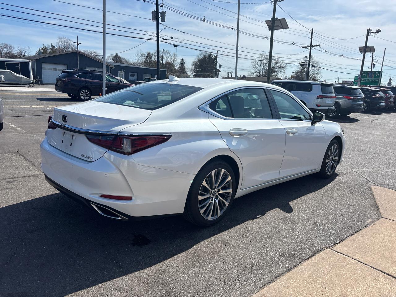Lexus ES ES 350 FWD 2020