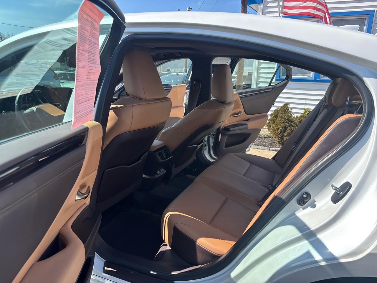 Lexus ES ES 350 FWD 2020