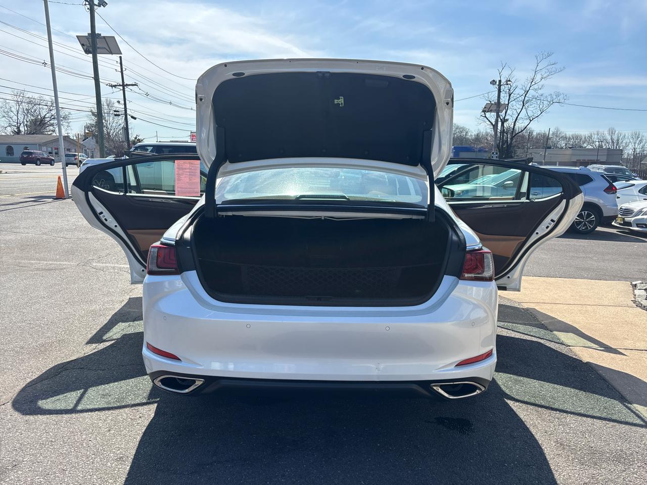 Lexus ES ES 350 FWD 2020