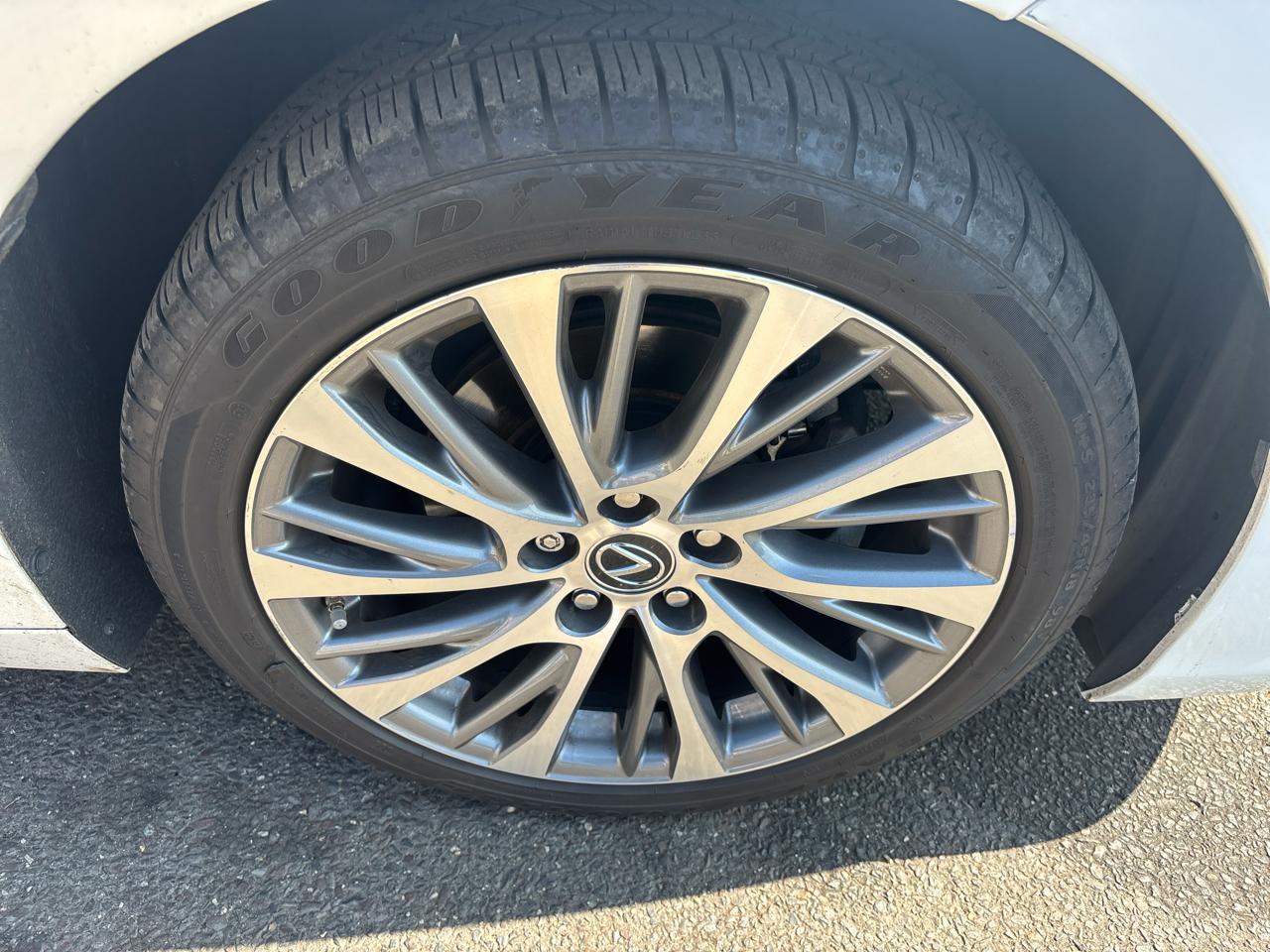 Lexus ES ES 350 FWD 2020