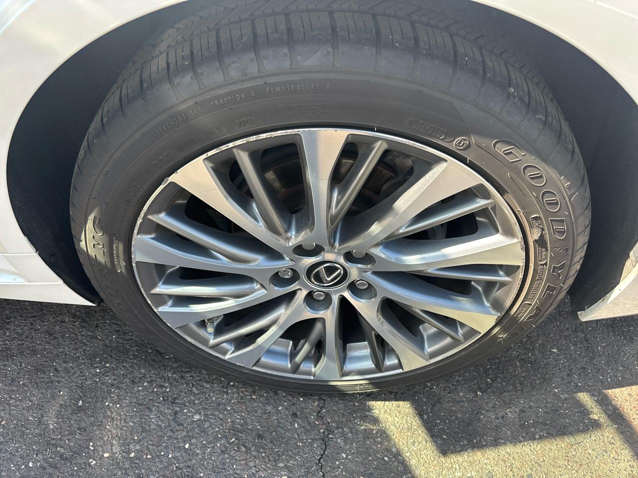 Lexus ES ES 350 FWD 2020