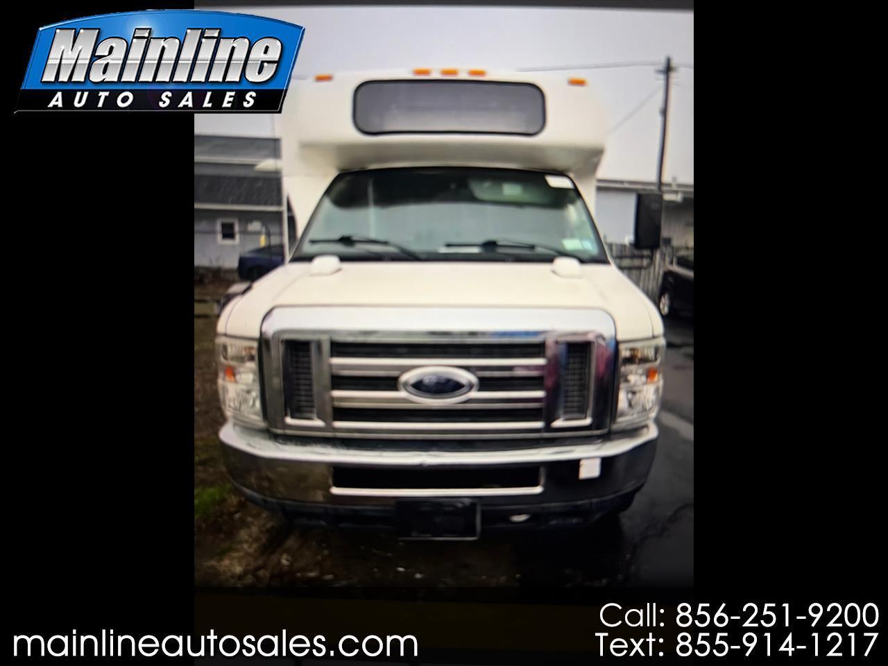 2012 Ford Econoline Commercial Cutaway E-450 Super Duty 158" DRW