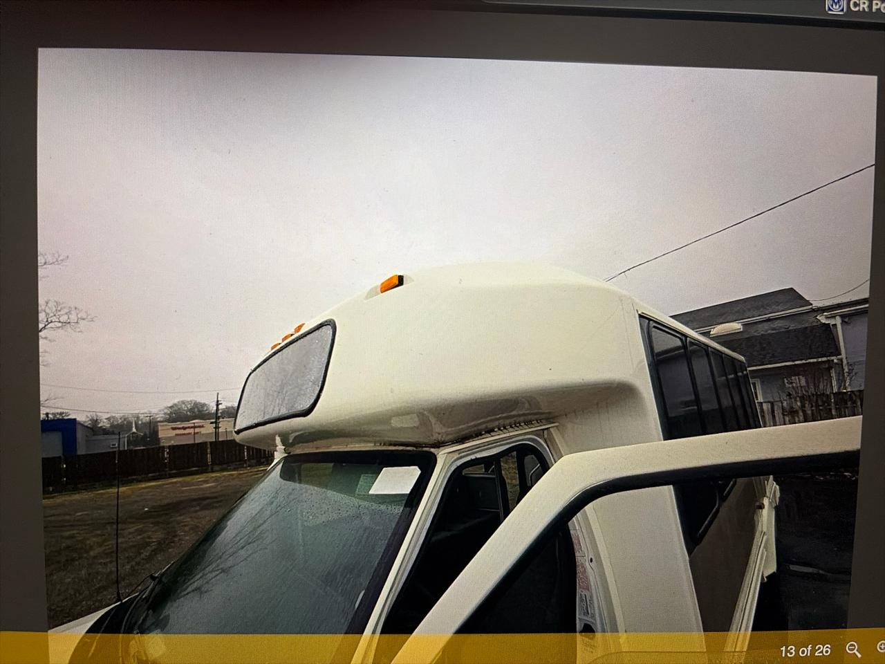 Ford Econoline Commercial Cutaway E-450 Super Duty 158" DRW 2012