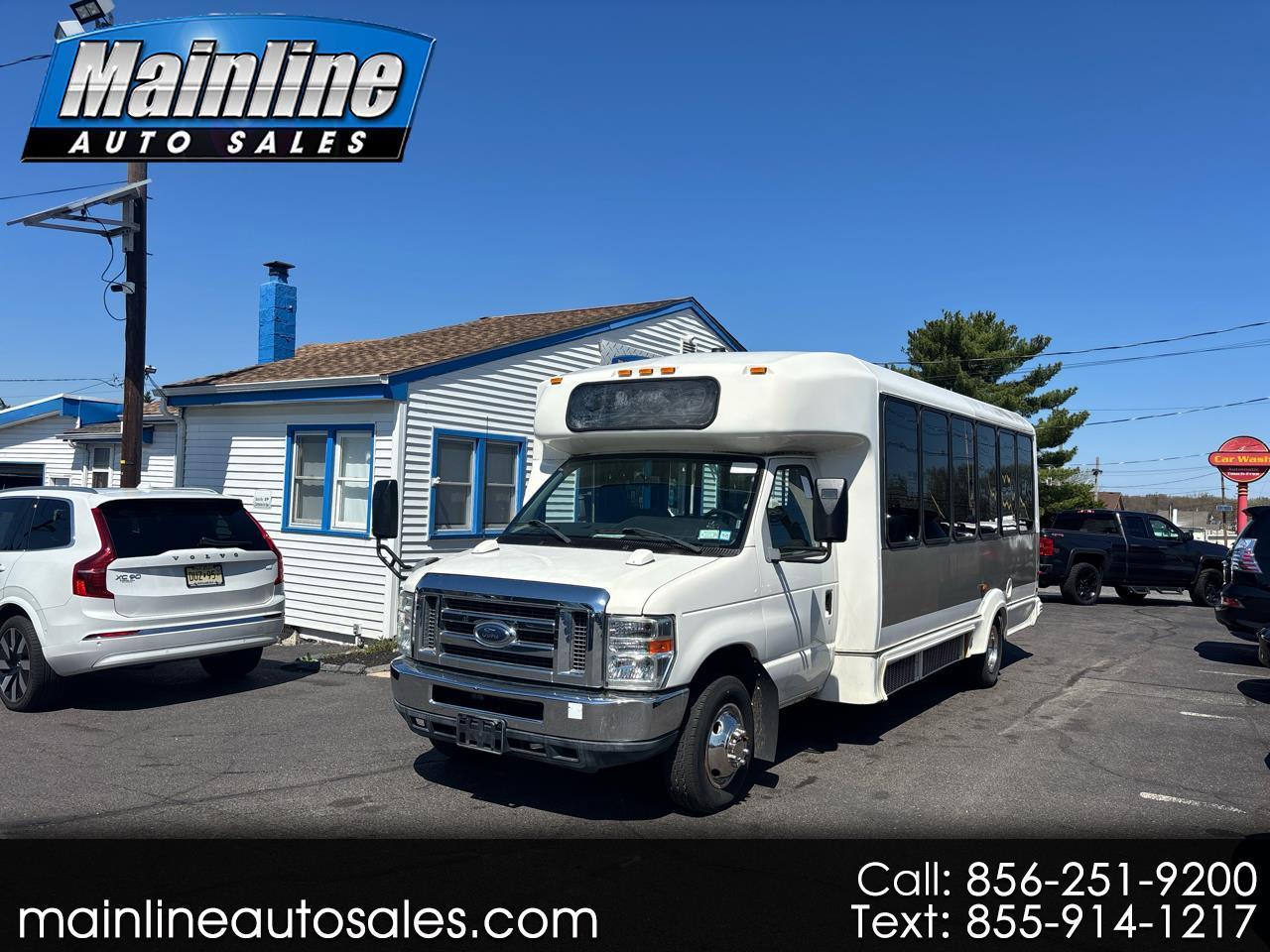 2012 Ford Econoline Commercial Cutaway E-450 Super Duty 158" DRW