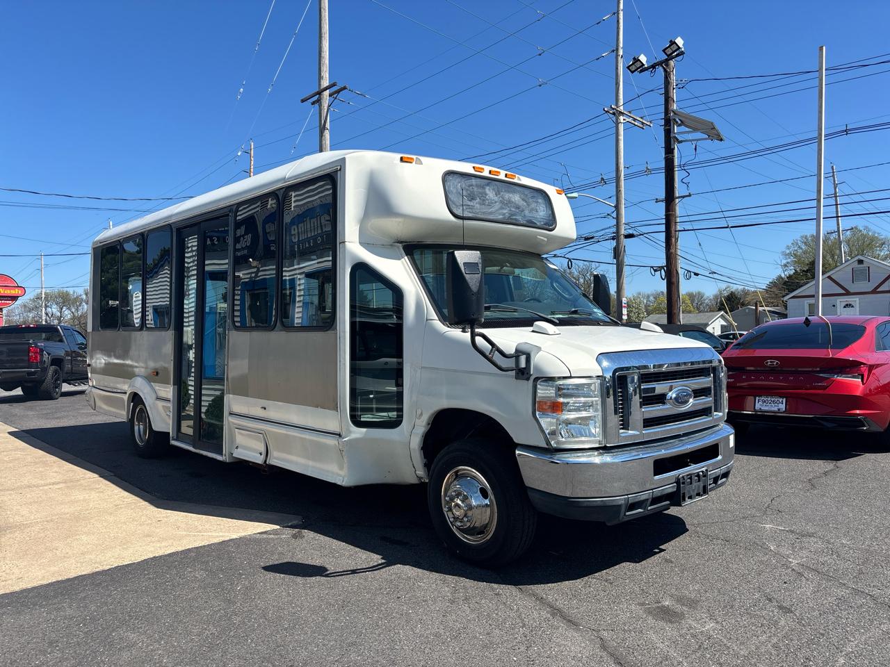 Ford Econoline Commercial Cutaway E-450 Super Duty 158" DRW 2012