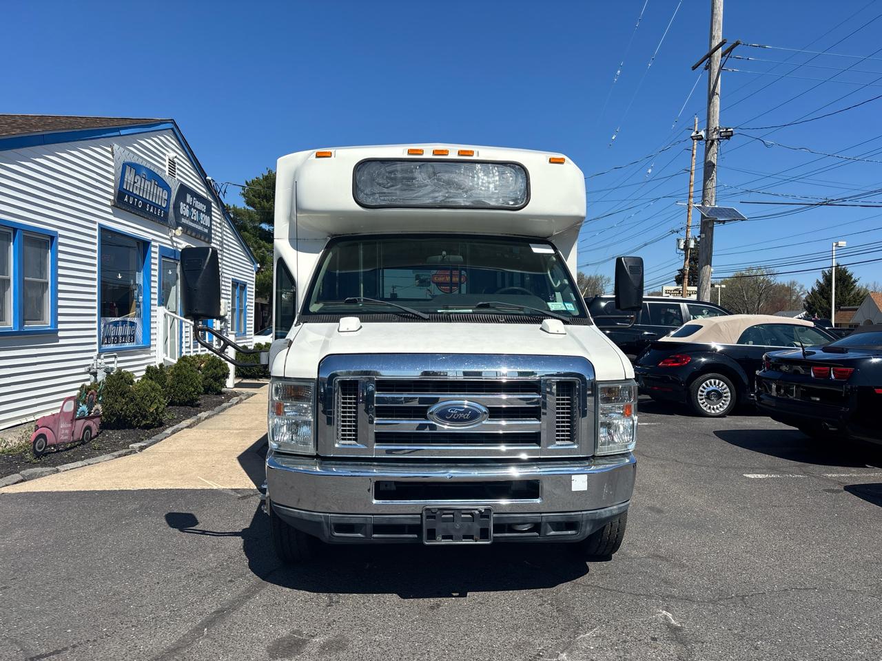 Ford Econoline Commercial Cutaway E-450 Super Duty 158" DRW 2012