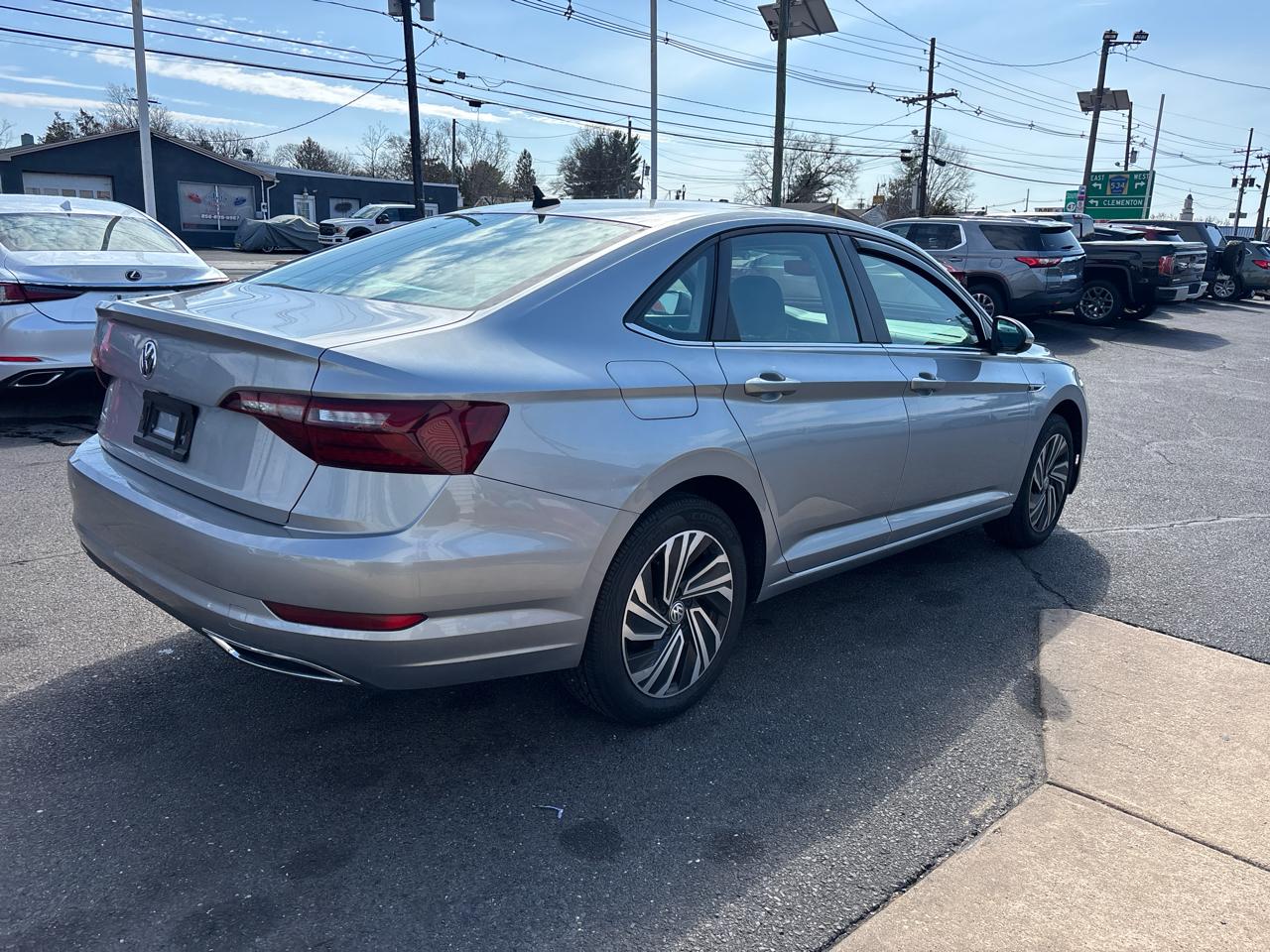Volkswagen Jetta SEL Premium Auto w/ULEV 2020