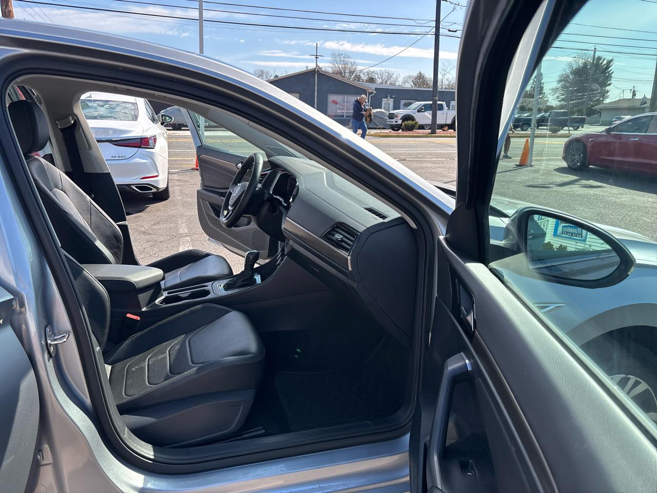 Volkswagen Jetta SEL Premium Auto w/ULEV 2020