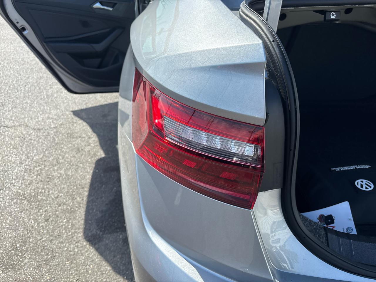 Volkswagen Jetta SEL Premium Auto w/ULEV 2020