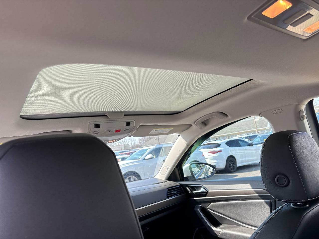 Volkswagen Jetta SEL Premium Auto w/ULEV 2020