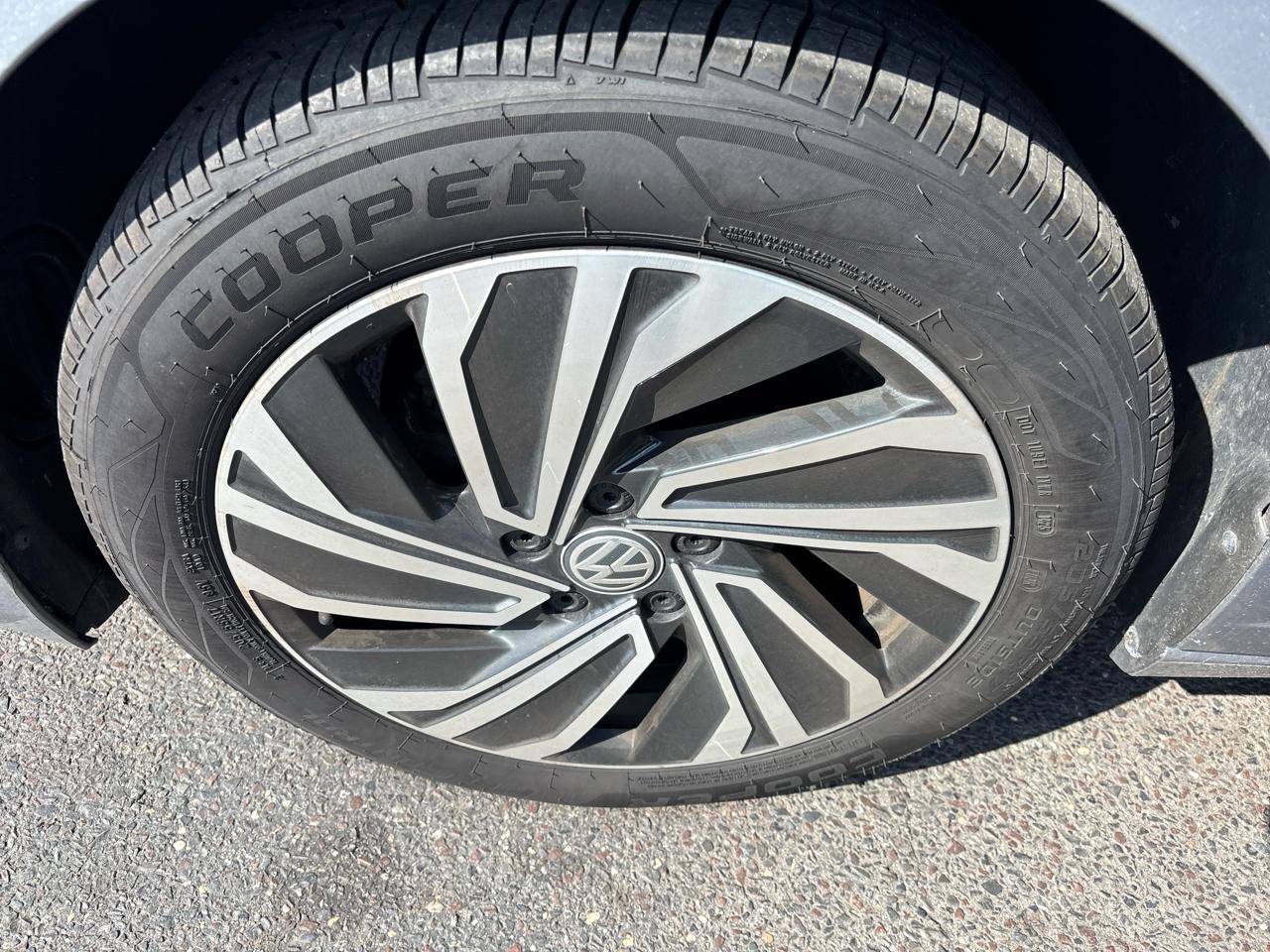 Volkswagen Jetta SEL Premium Auto w/ULEV 2020