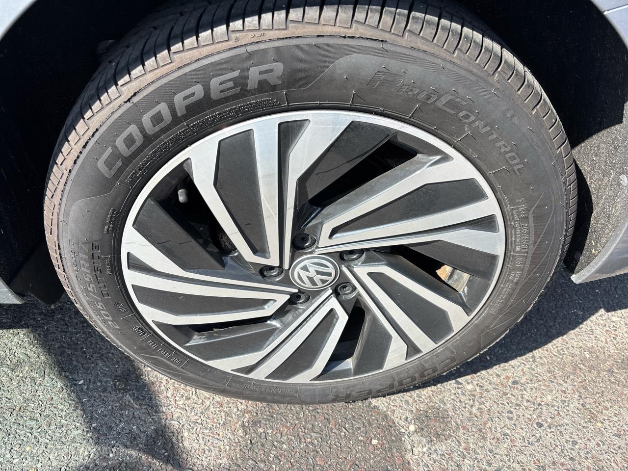 Volkswagen Jetta SEL Premium Auto w/ULEV 2020