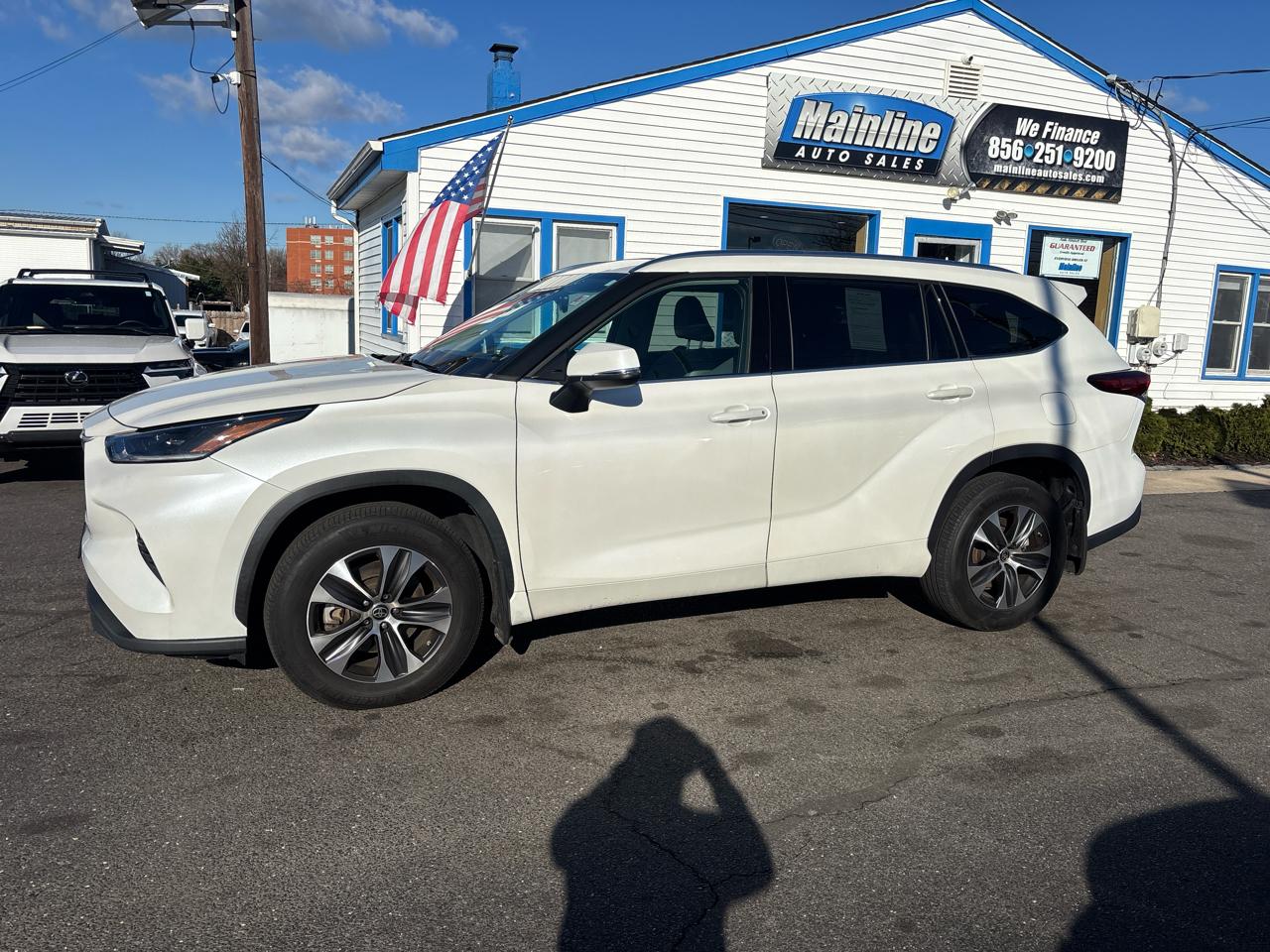 Toyota Highlander XLE AWD (Natl) 2021