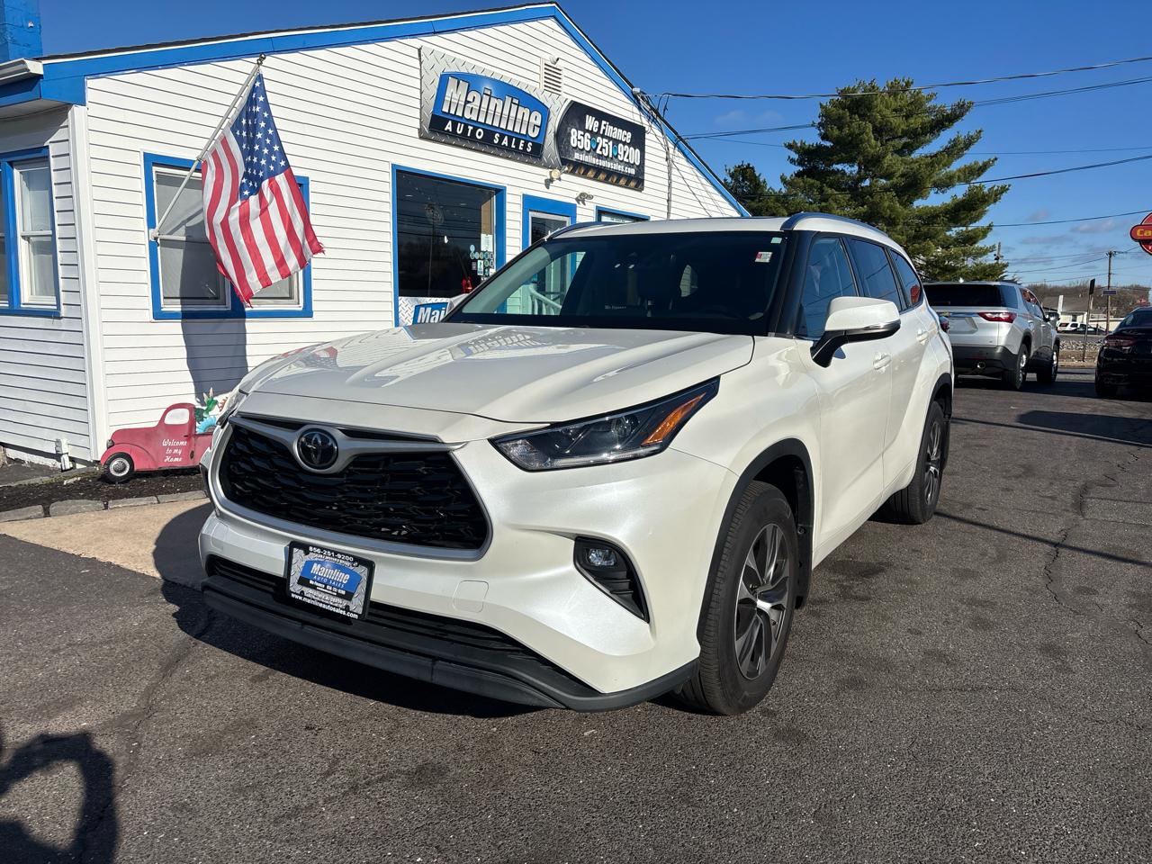 Toyota Highlander XLE AWD (Natl) 2021