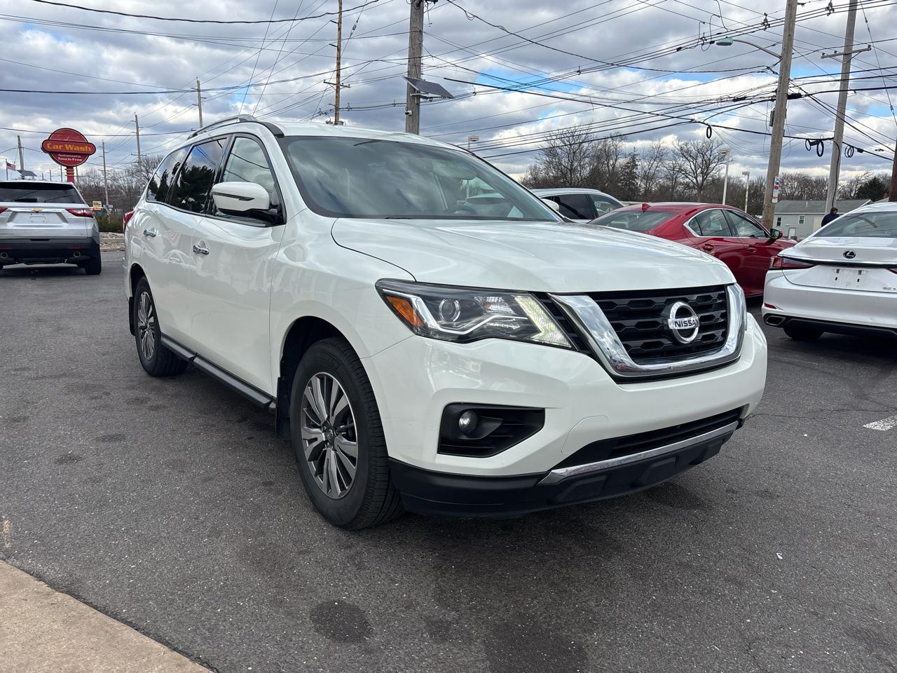 Nissan Pathfinder 4x4 SV 2018