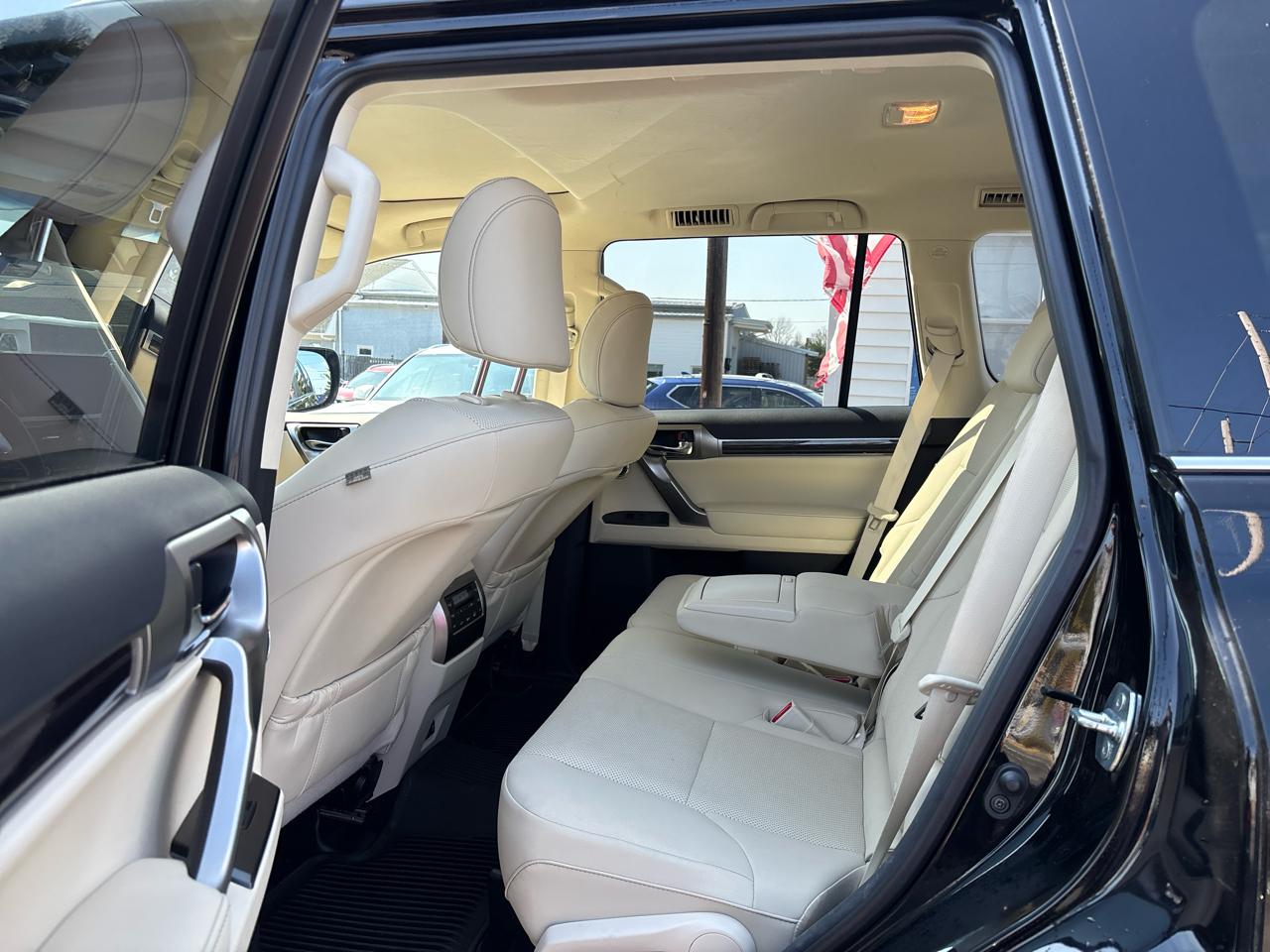 Lexus GX GX 460 Premium 4WD 2023