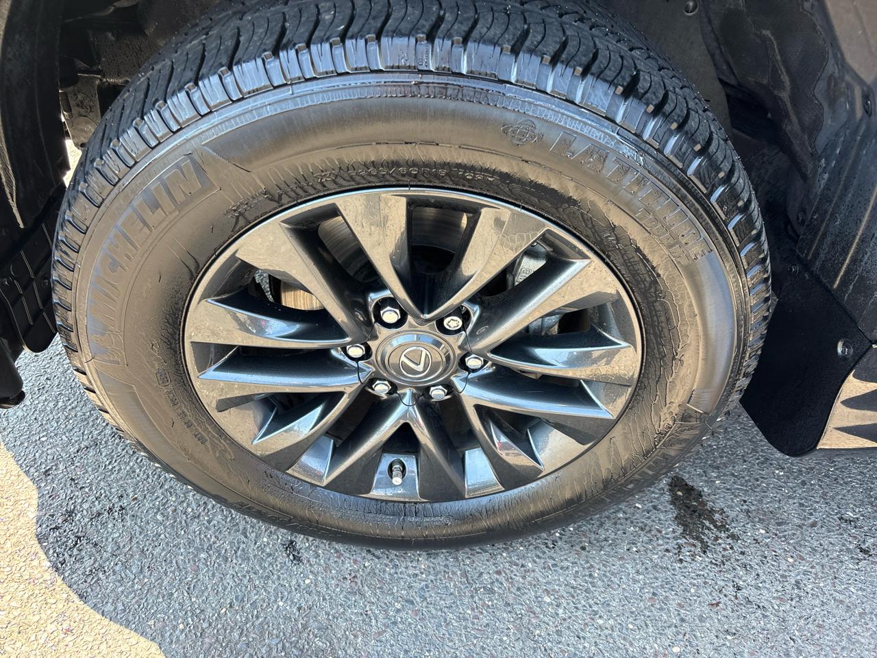 Lexus GX GX 460 Premium 4WD 2023