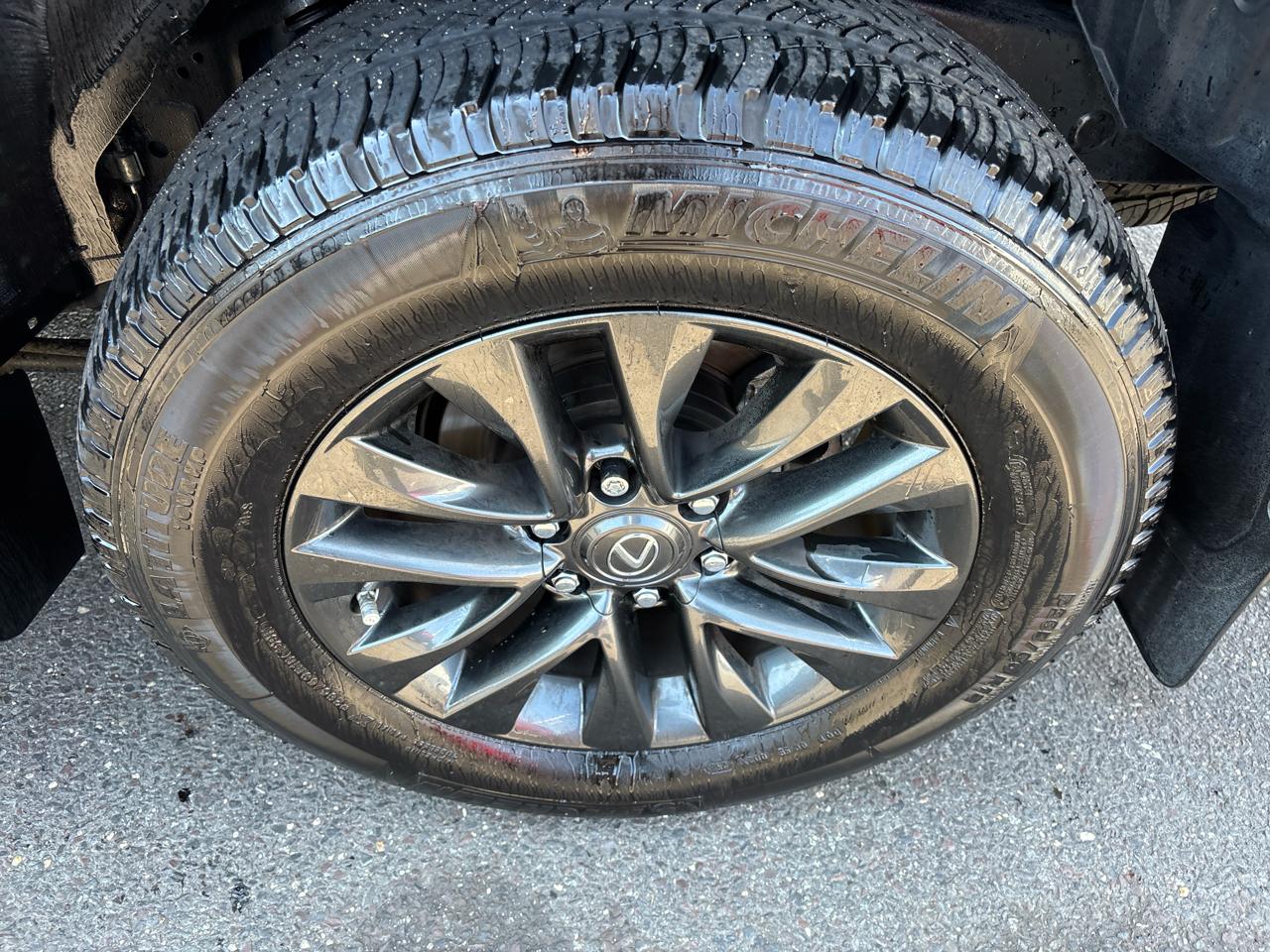 Lexus GX GX 460 Premium 4WD 2023