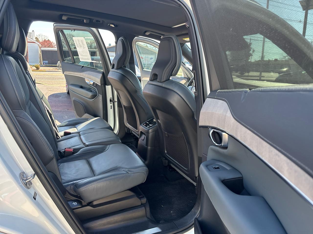 Volvo XC90 Recharge Plug-In Hybrid T8 eAWD PHEV Ultimate Bright Theme 7P 2023