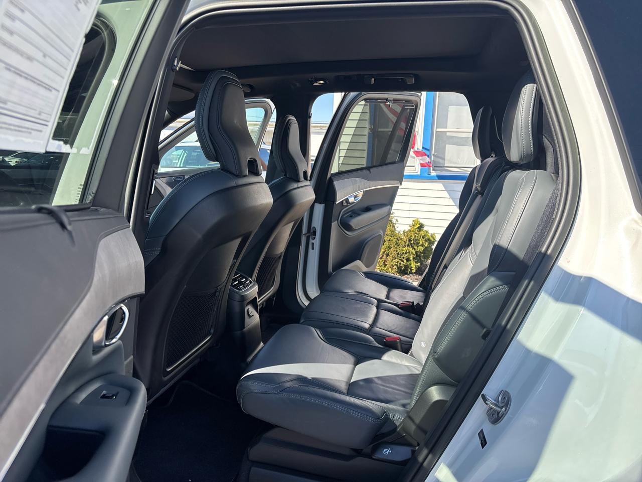 Volvo XC90 Recharge Plug-In Hybrid T8 eAWD PHEV Ultimate Bright Theme 7P 2023