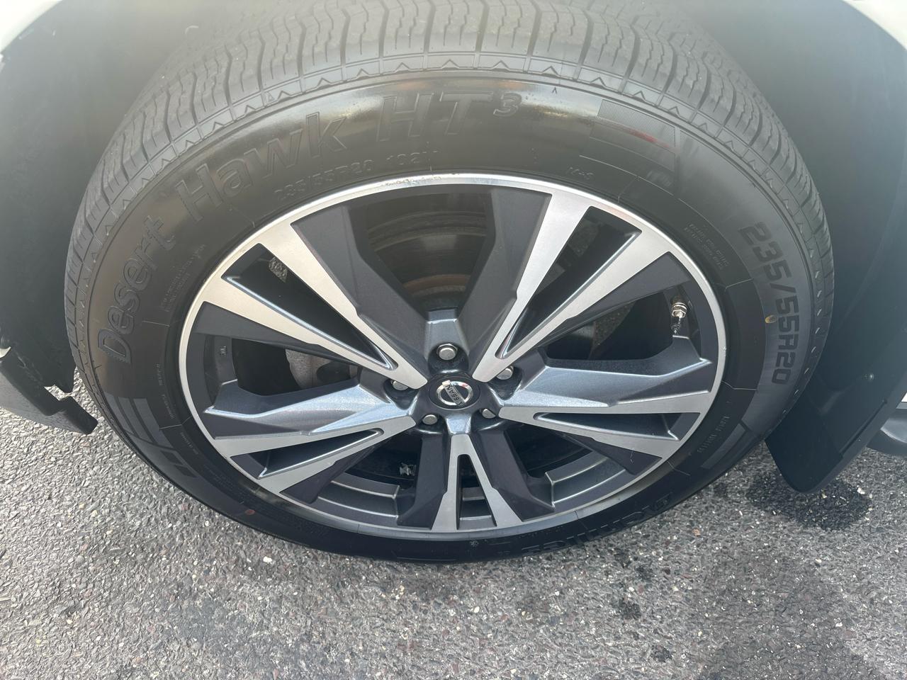 Nissan Pathfinder 4x4 Platinum 2018