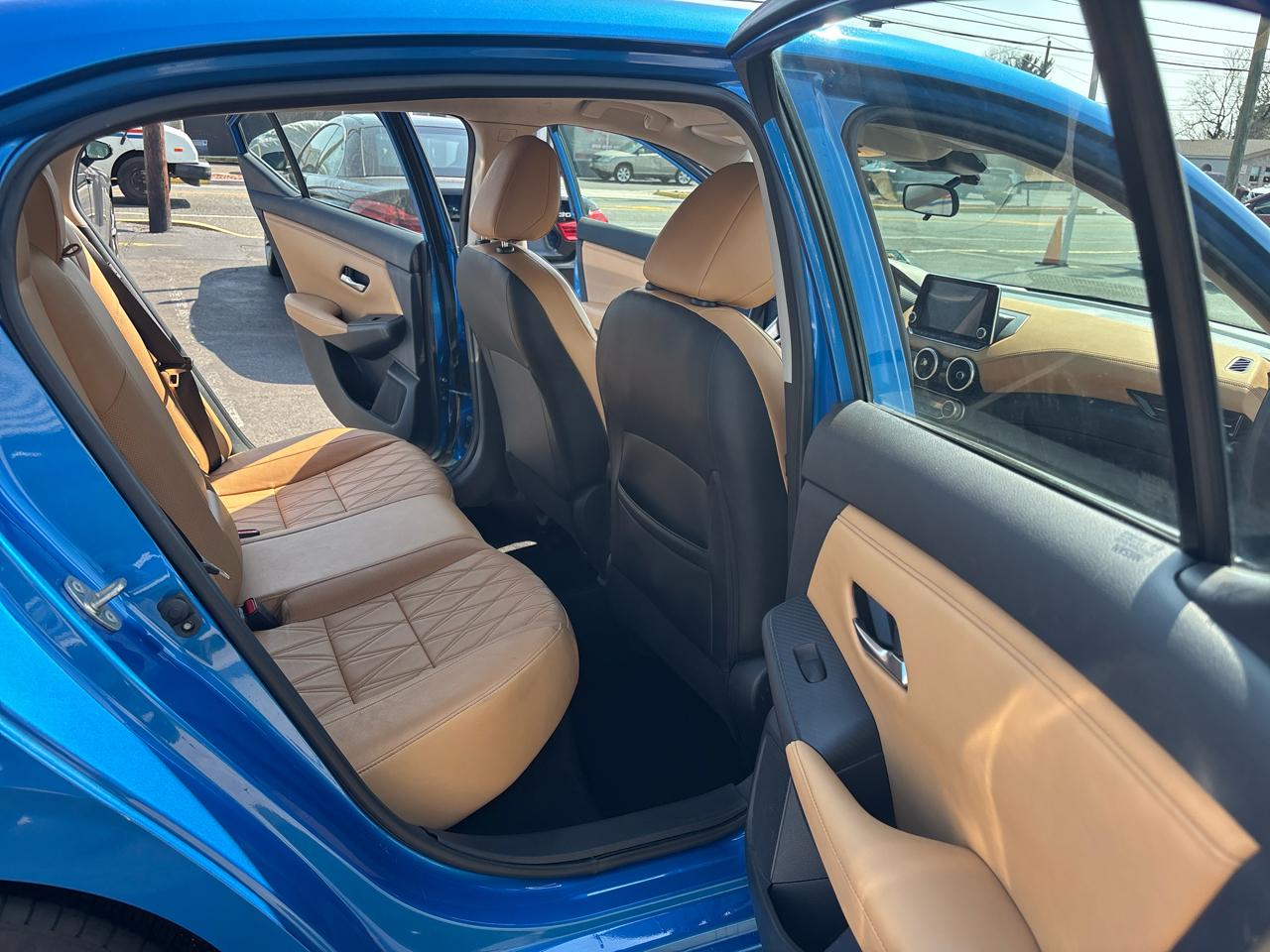 Nissan Sentra SV CVT 2020