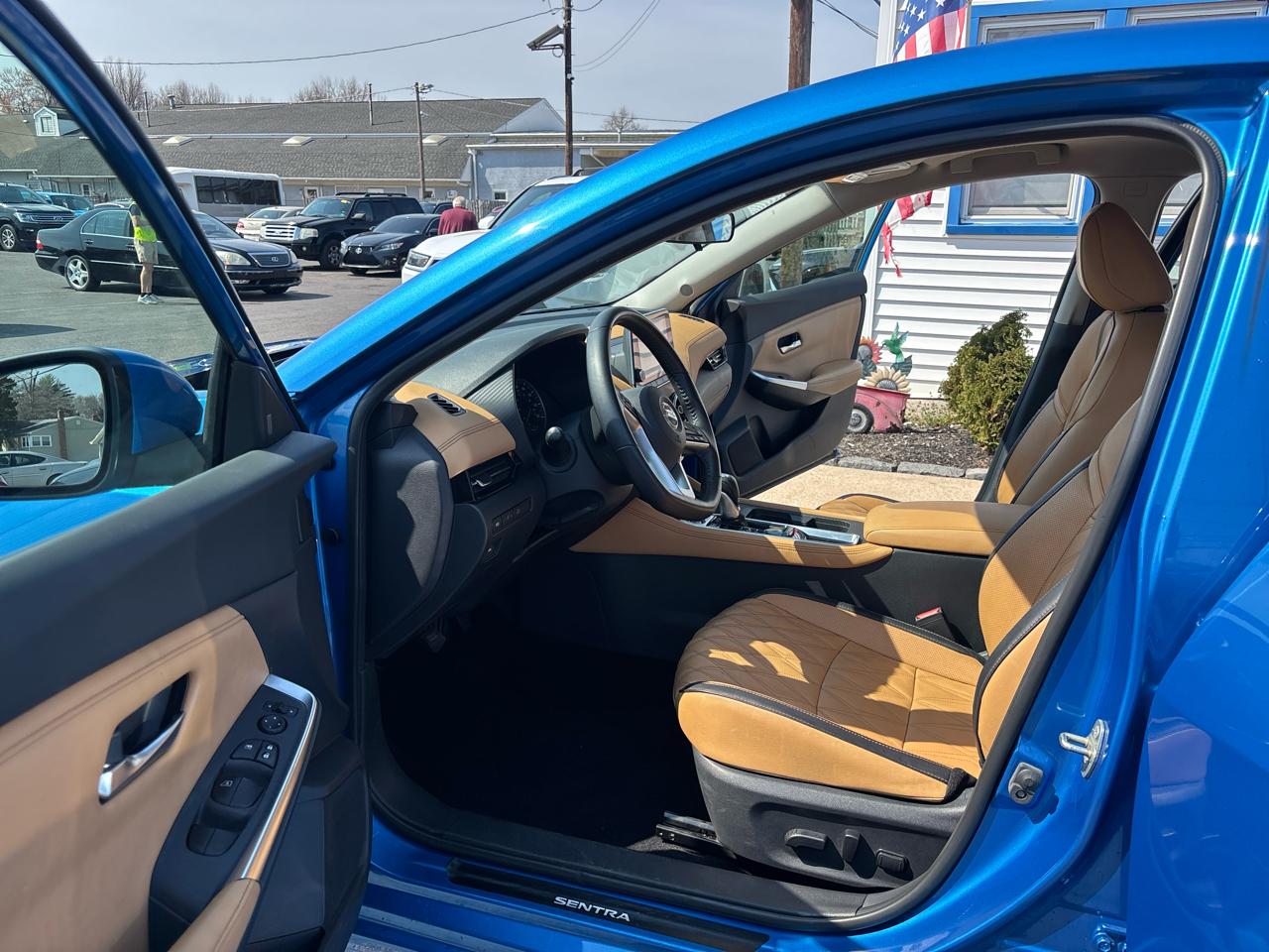 Nissan Sentra SV CVT 2020