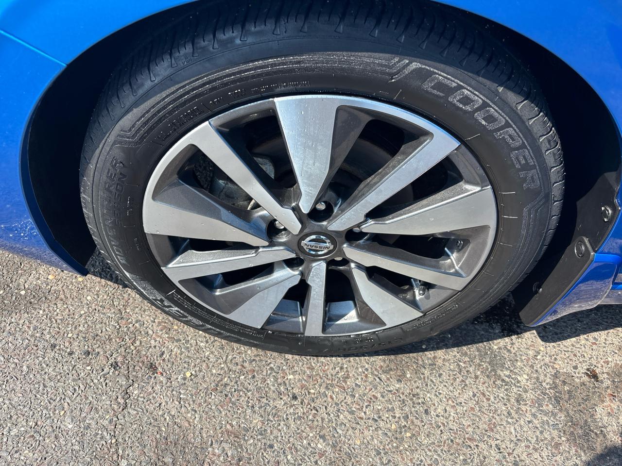 Nissan Sentra SV CVT 2020