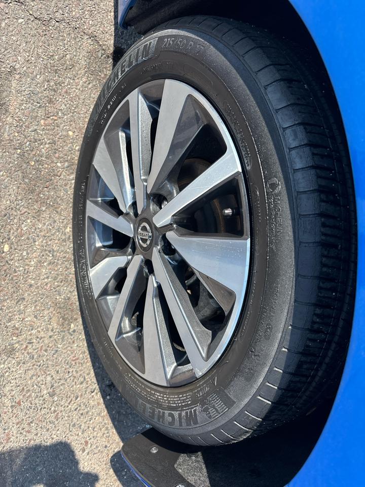 Nissan Sentra SV CVT 2020