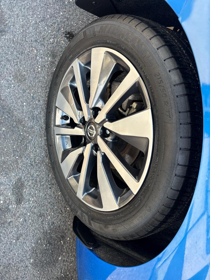 Nissan Sentra SV CVT 2020