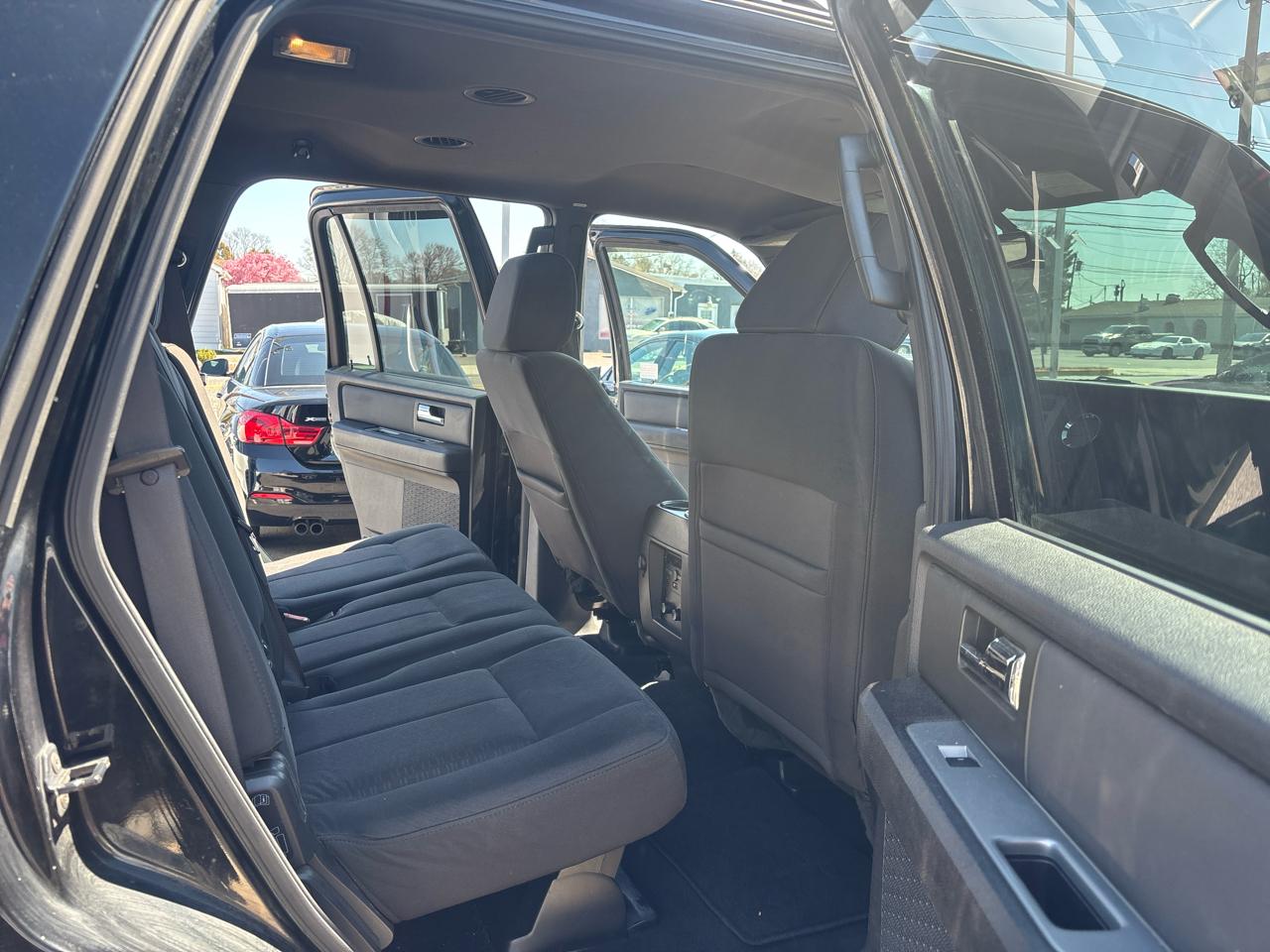 Ford Expedition 4WD 4dr XLT 2008