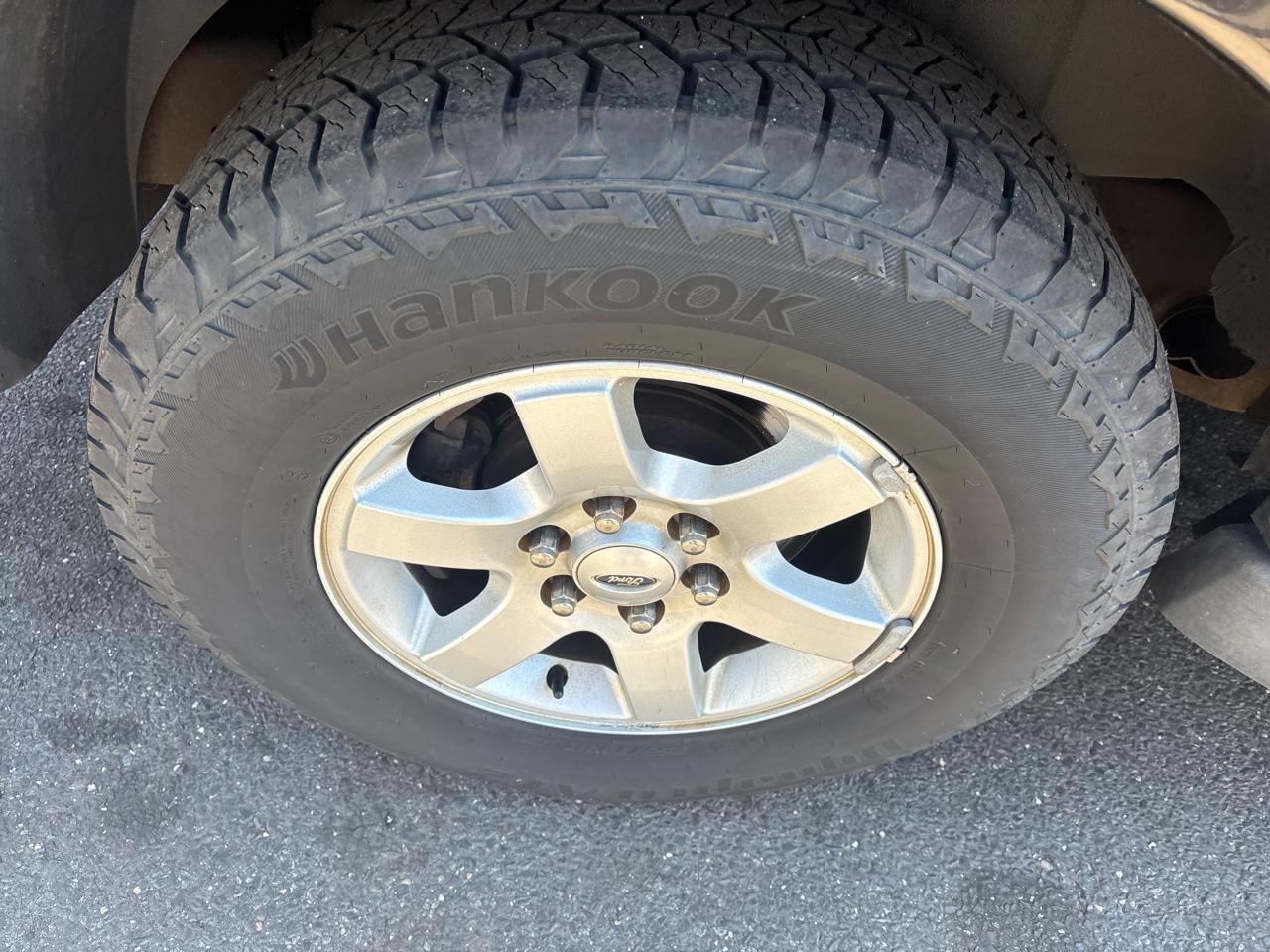 Ford Expedition 4WD 4dr XLT 2008