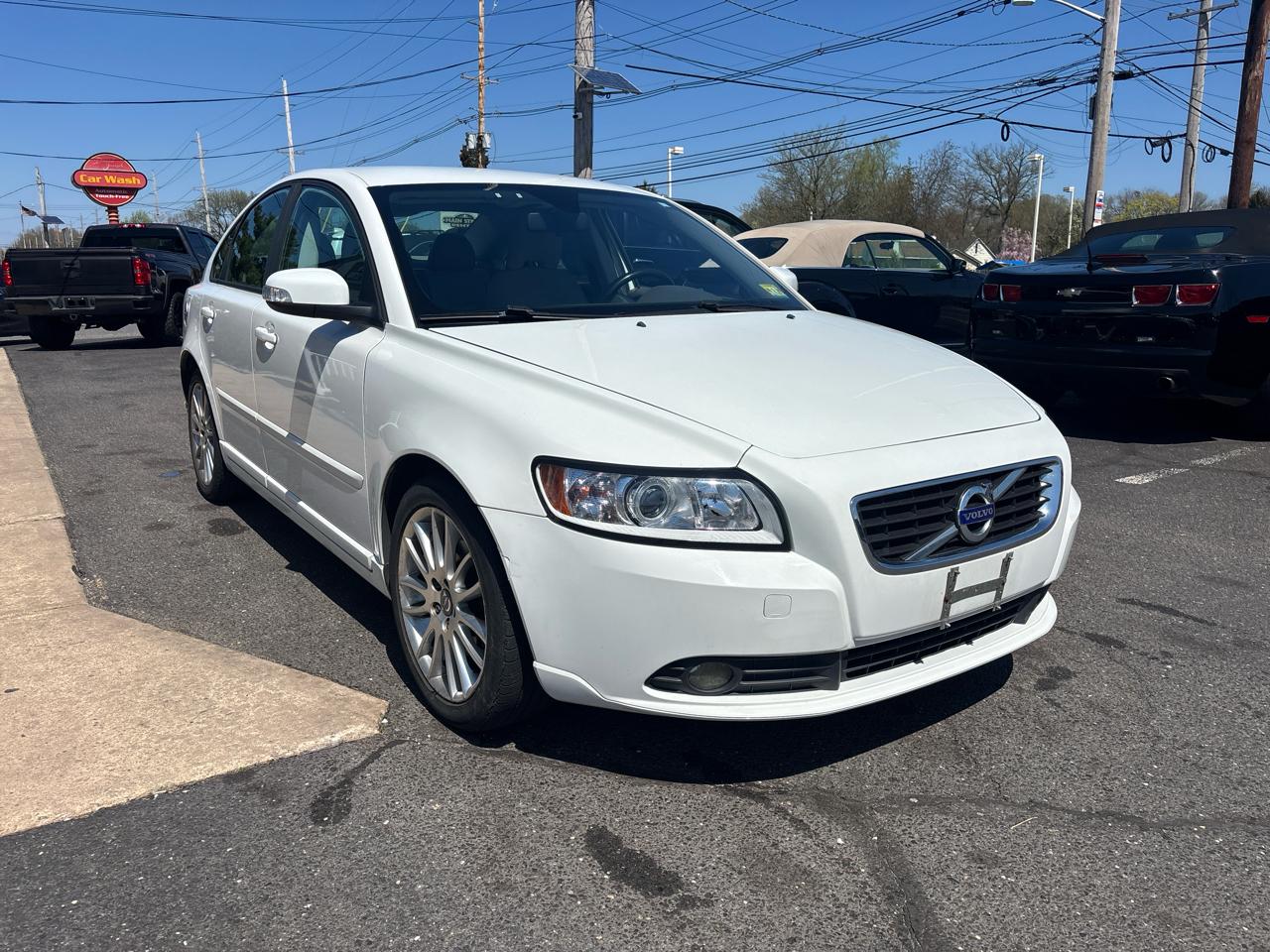 Volvo S40 4dr Sdn Auto FWD 2010