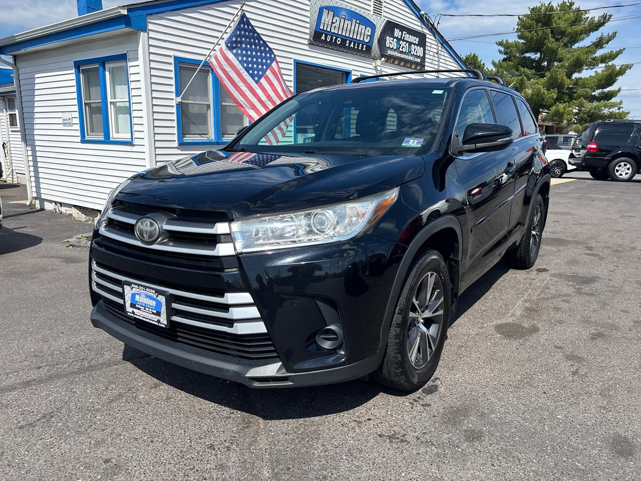 Toyota Highlander LE I4 FWD (Natl) 2017