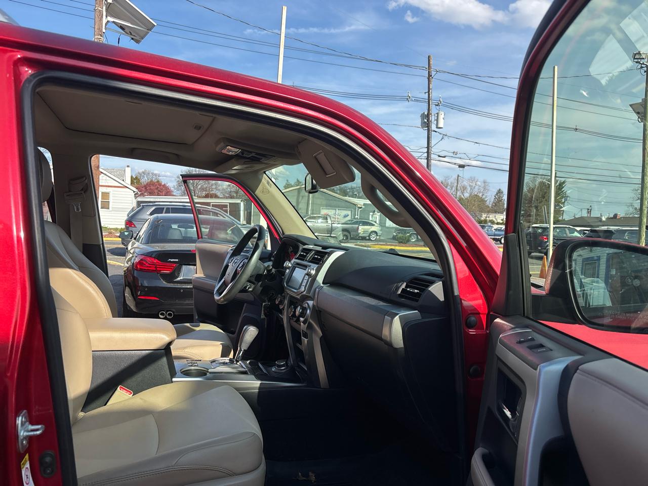 Toyota 4Runner TRD Off Road Premium 4WD (Natl) 2017