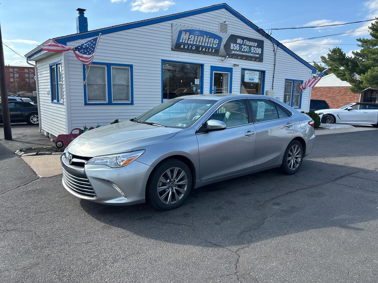 Toyota Camry XLE Auto (Natl) 2017