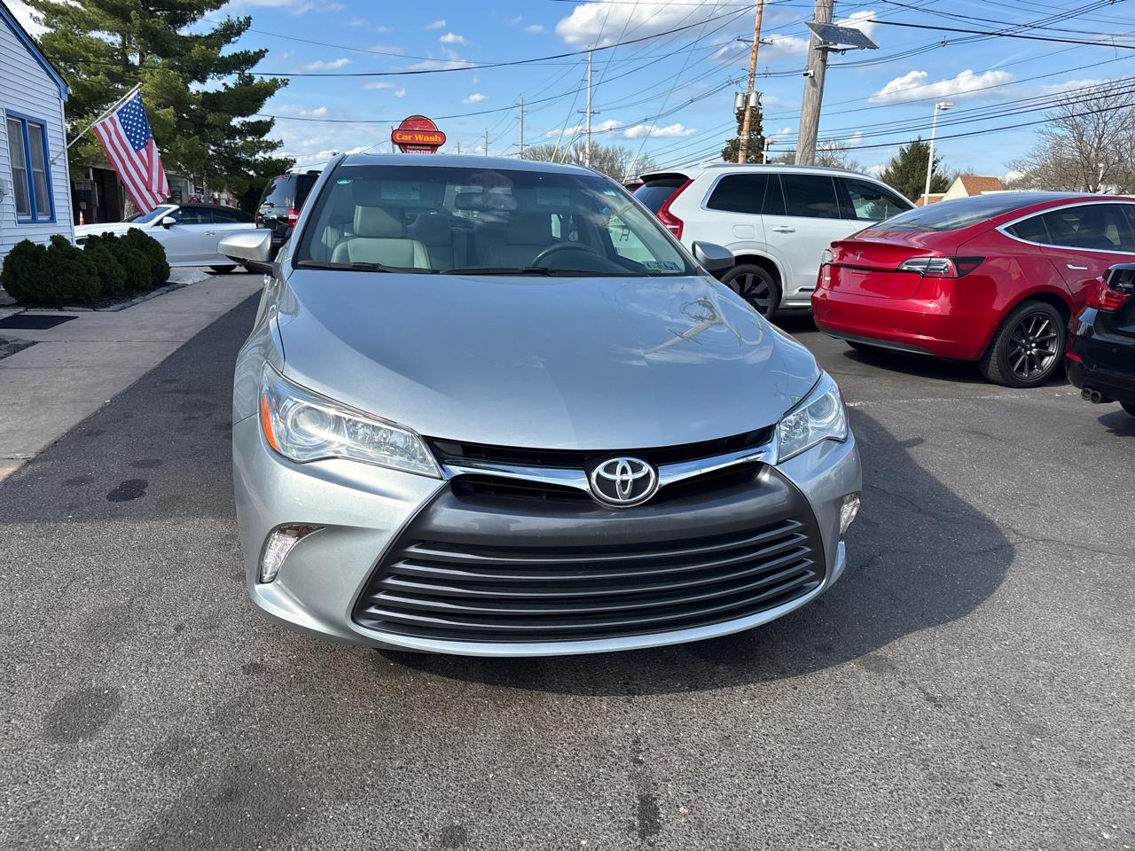 Toyota Camry XLE Auto (Natl) 2017