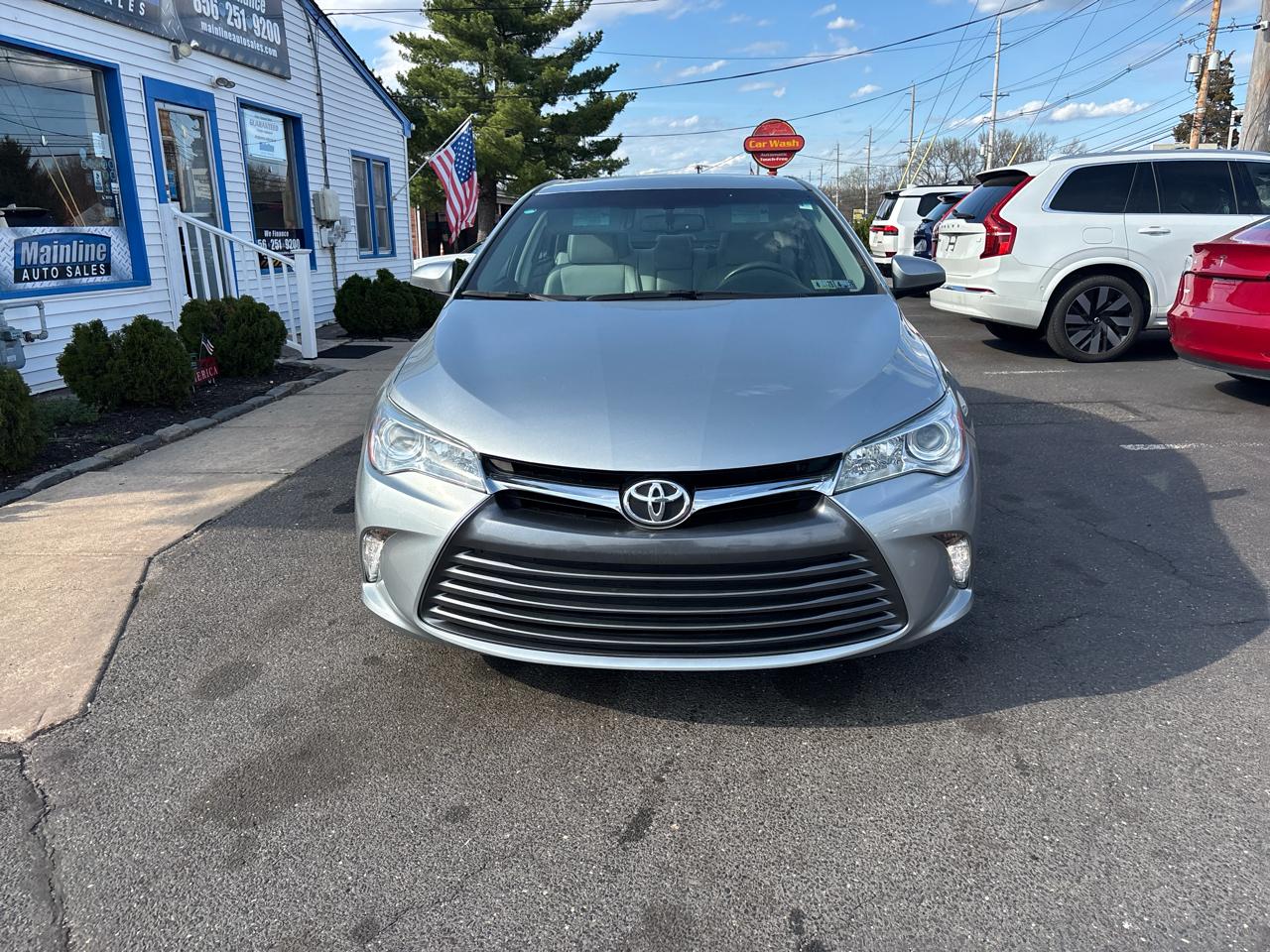 Toyota Camry XLE Auto (Natl) 2017