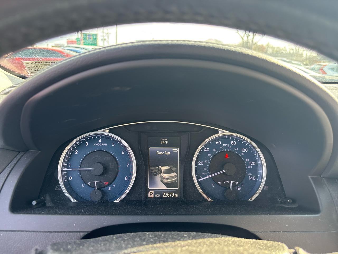 Toyota Camry XLE Auto (Natl) 2017