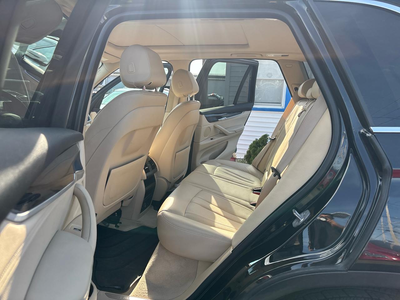 BMW X5 AWD 4dr xDrive35d 2014