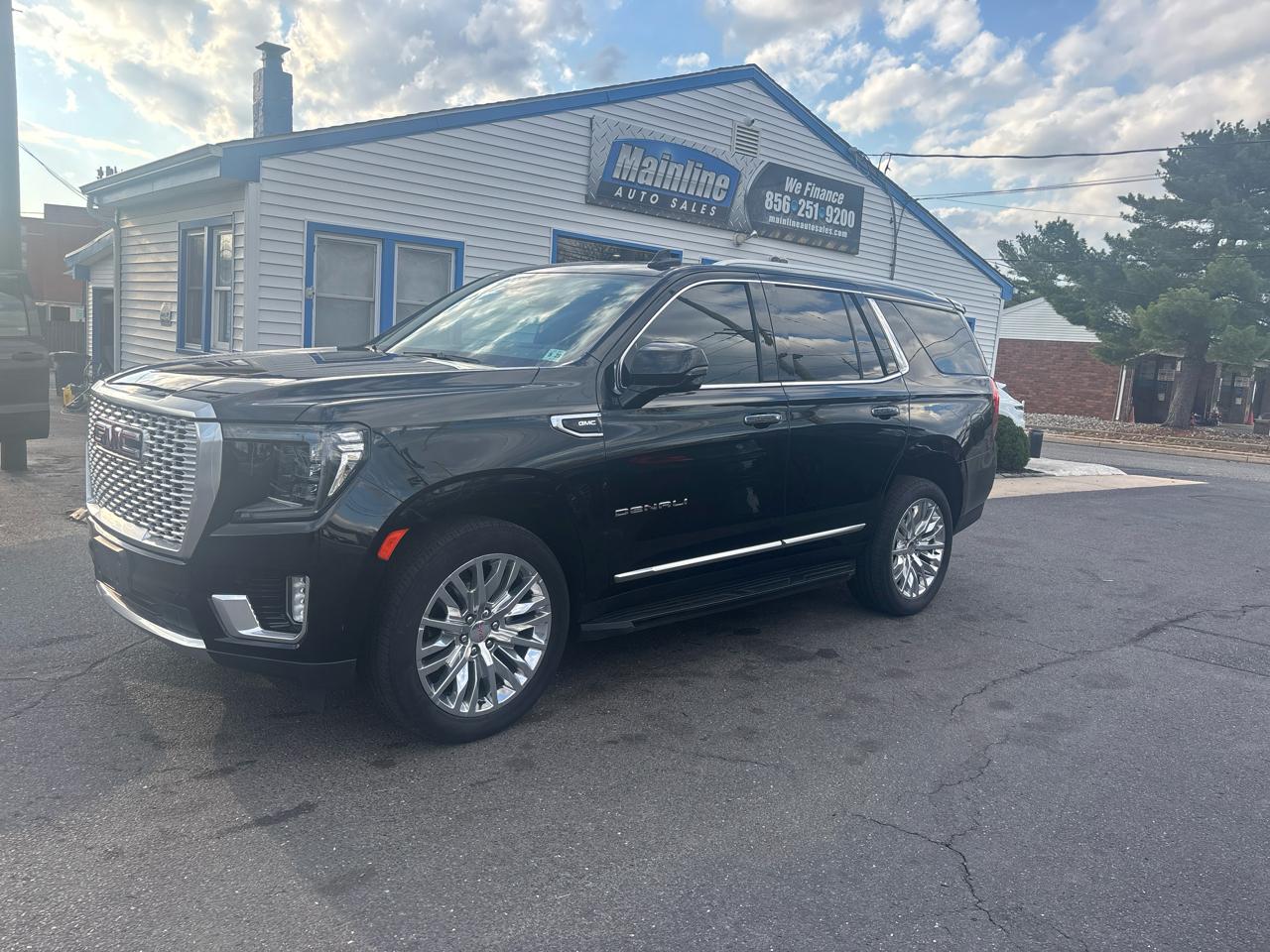 GMC Yukon 4WD 4dr Denali 2023