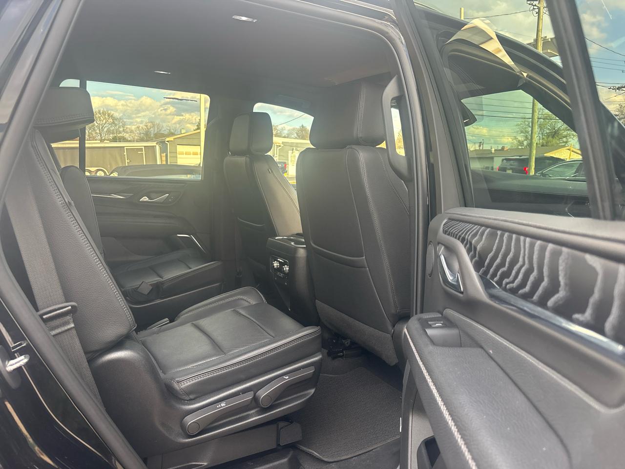 GMC Yukon 4WD 4dr Denali 2023