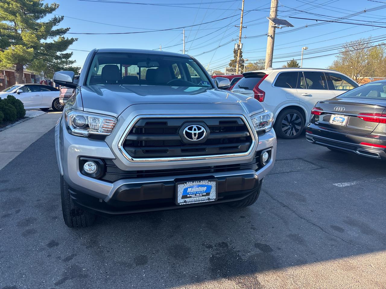 Toyota Tacoma 4WD Access Cab V6 AT SR5 (Natl) 2017
