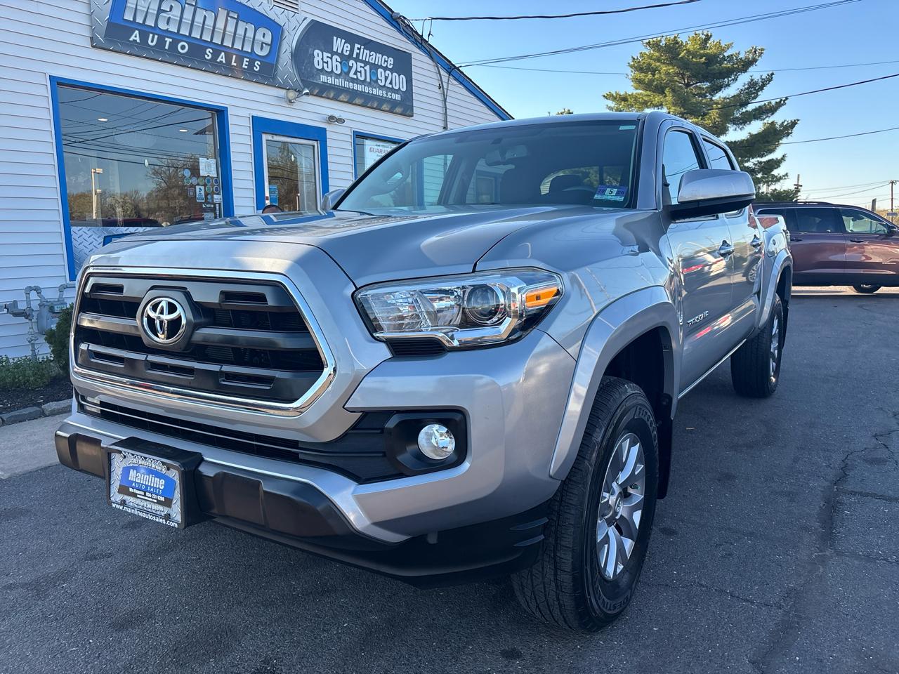 Toyota Tacoma 4WD Access Cab V6 AT SR5 (Natl) 2017