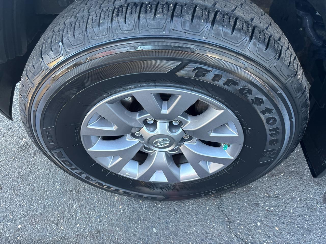 Toyota Tacoma 4WD Access Cab V6 AT SR5 (Natl) 2017