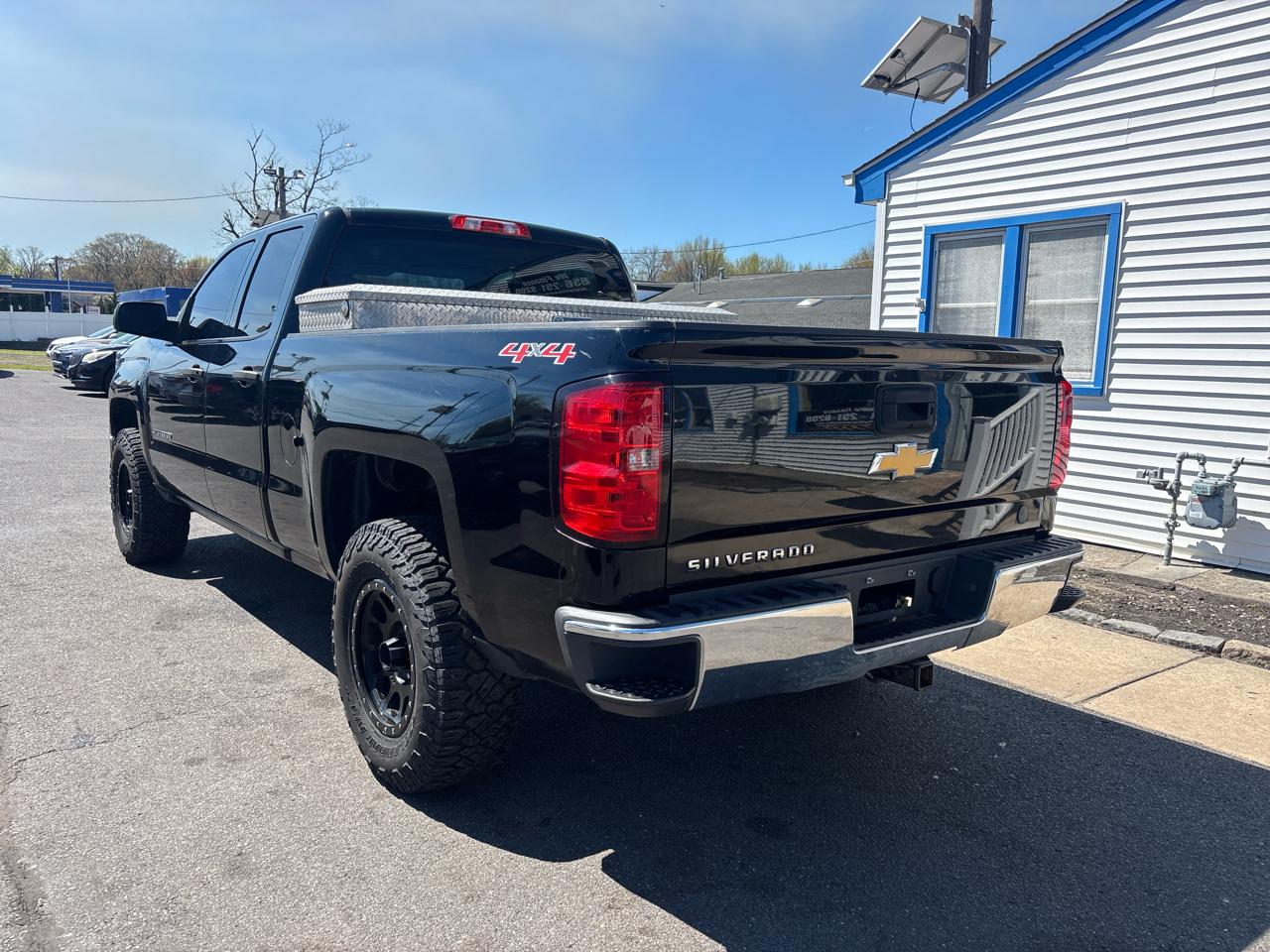 Chevrolet Silverado 1500 4WD Double Cab 143.5" LS 2015